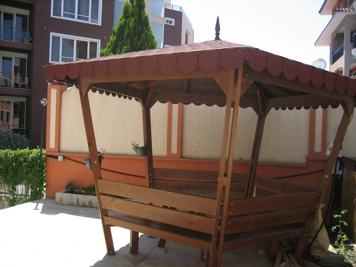 Apartment Lazur By The Sea Ravda ภายนอก รูปภาพ